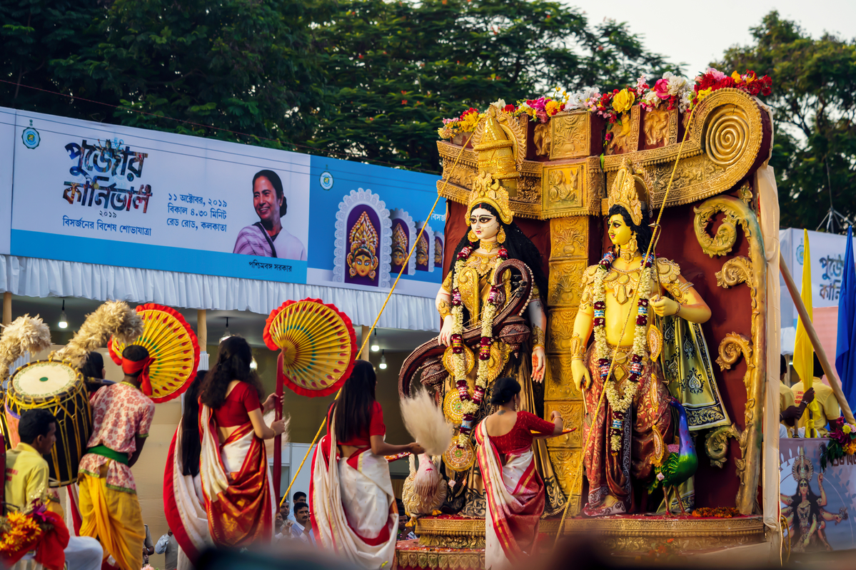 10-Tips-to-Enjoy-Durga-Puja-in-Kolkata-2025