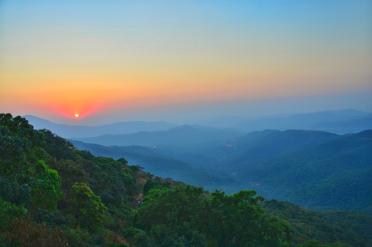 Amba-Ghat--For-Misty-Valleys-and-Peaceful-Rides