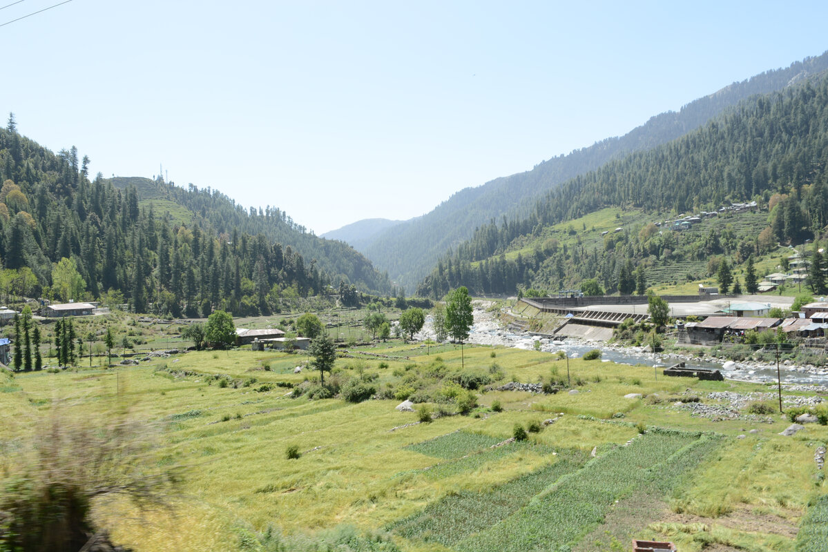 Barot-Valley-Himachal-Pradesh