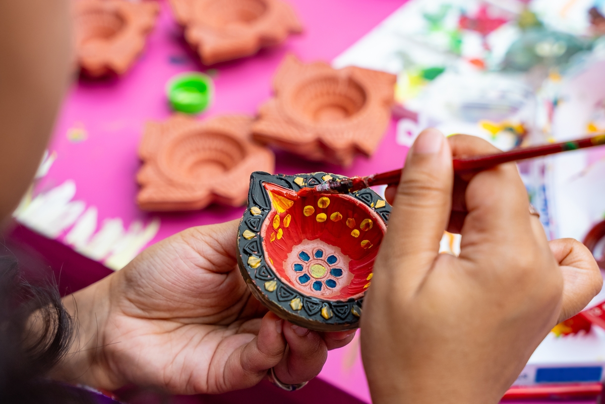 Bonds-Forged-in-Slow-Moments Bonds-Forged-in-Slow-Moments