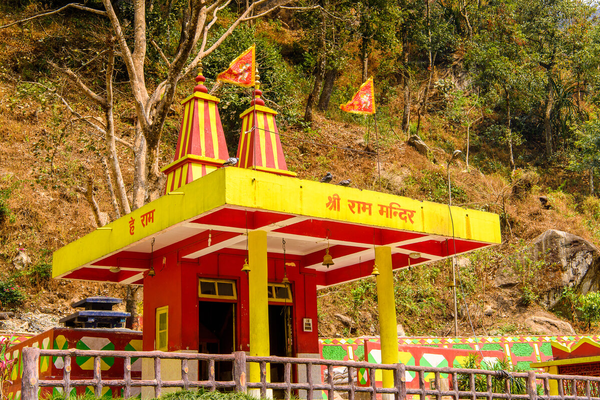 Kirateshwar Mahadev Temple: The Tribal Form of Shiva in the Hills of Dharan