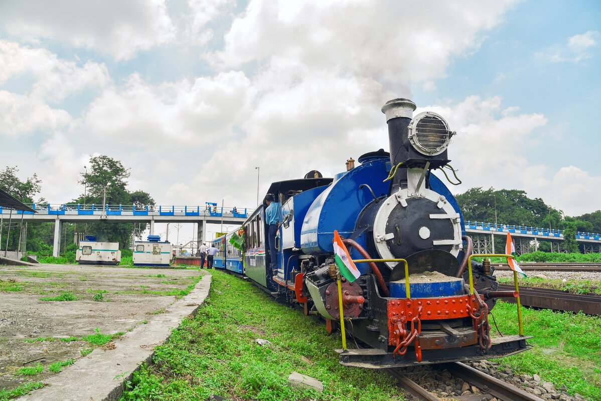 The-Enduring-Charm-of-UNESCO-World-Heritage-Mountain-Railways