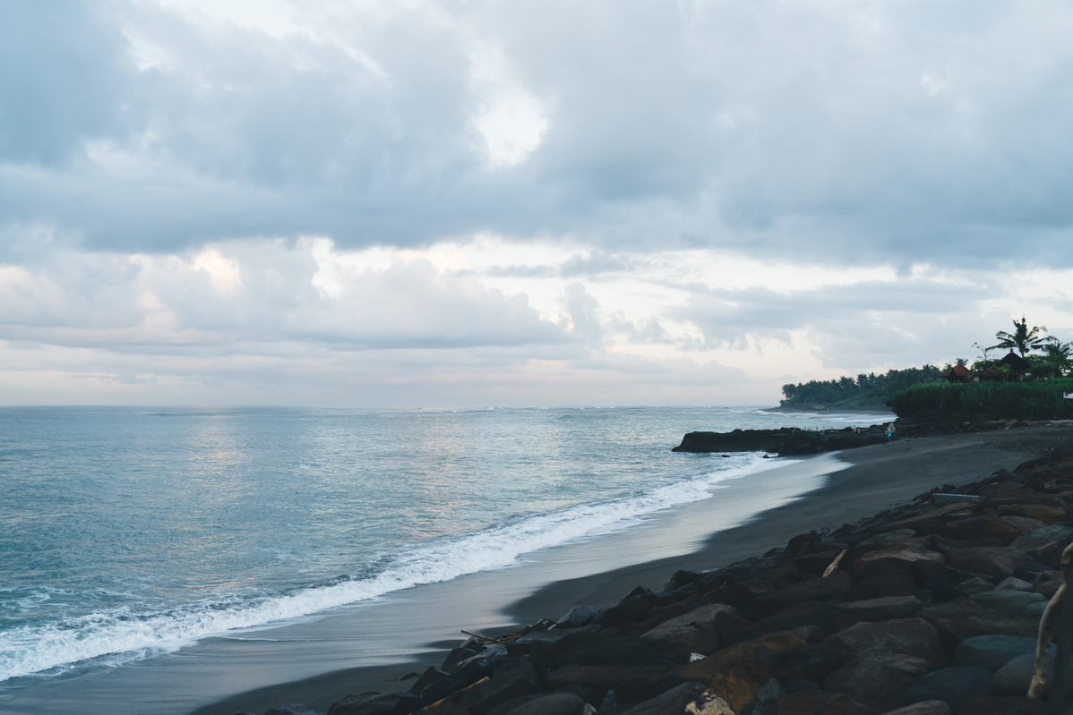 Thiruvambadi-Black-Sand-Beach-Varkala-Kerala