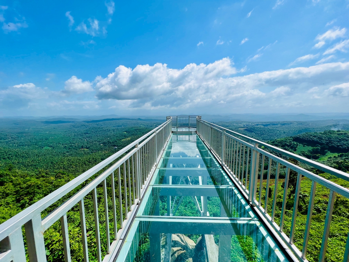 Vagamon-Glass-Bridge-Kerala Vagamon-Glass-Bridge-Kerala