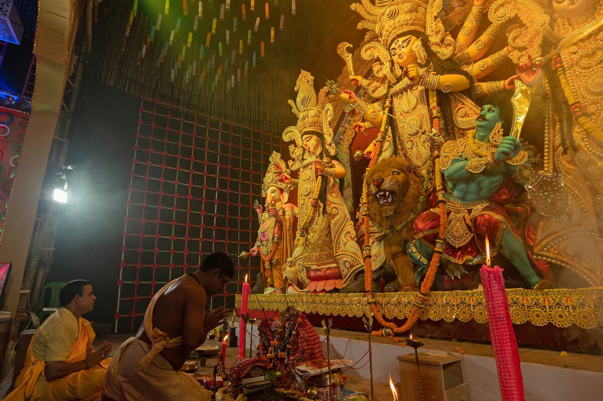 Why the Bengali Durga Puja Feast is a Cultural Treasure?