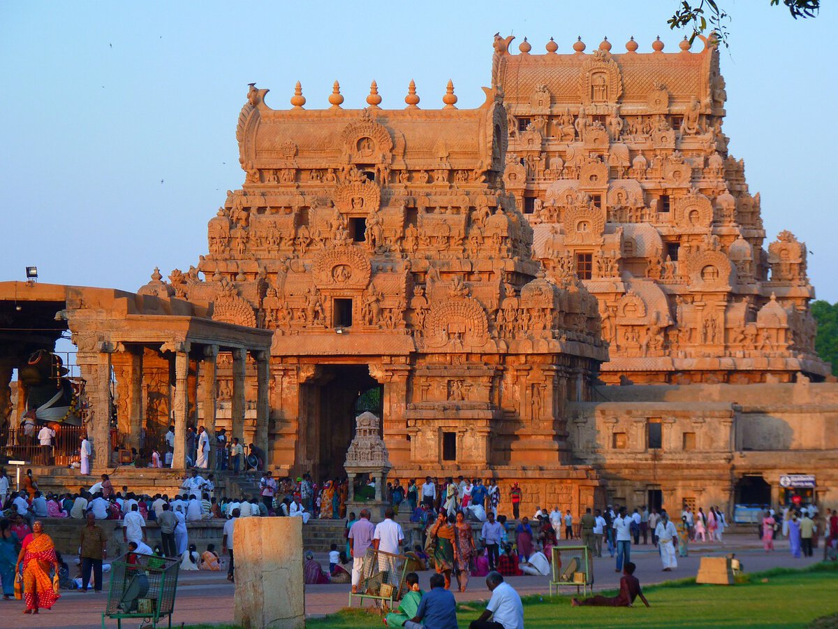 Temple tours in Tamil Nadu