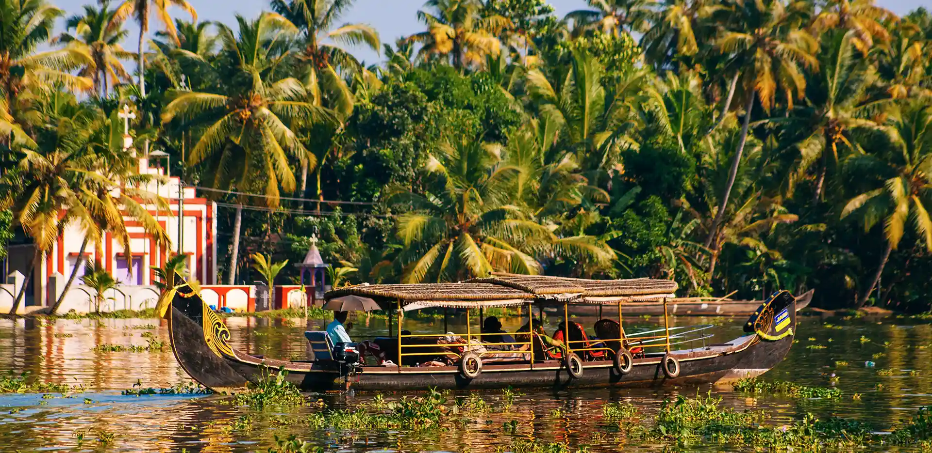 Kerala houseboat trip