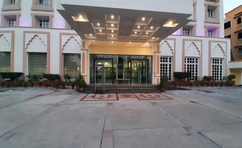 Club Mahindra Jaipur Resort Entrance