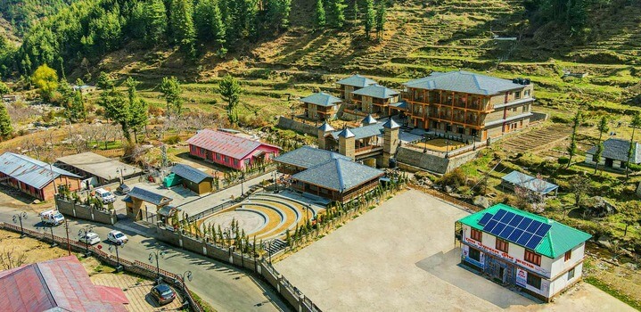 Travel Guide to Janjehli