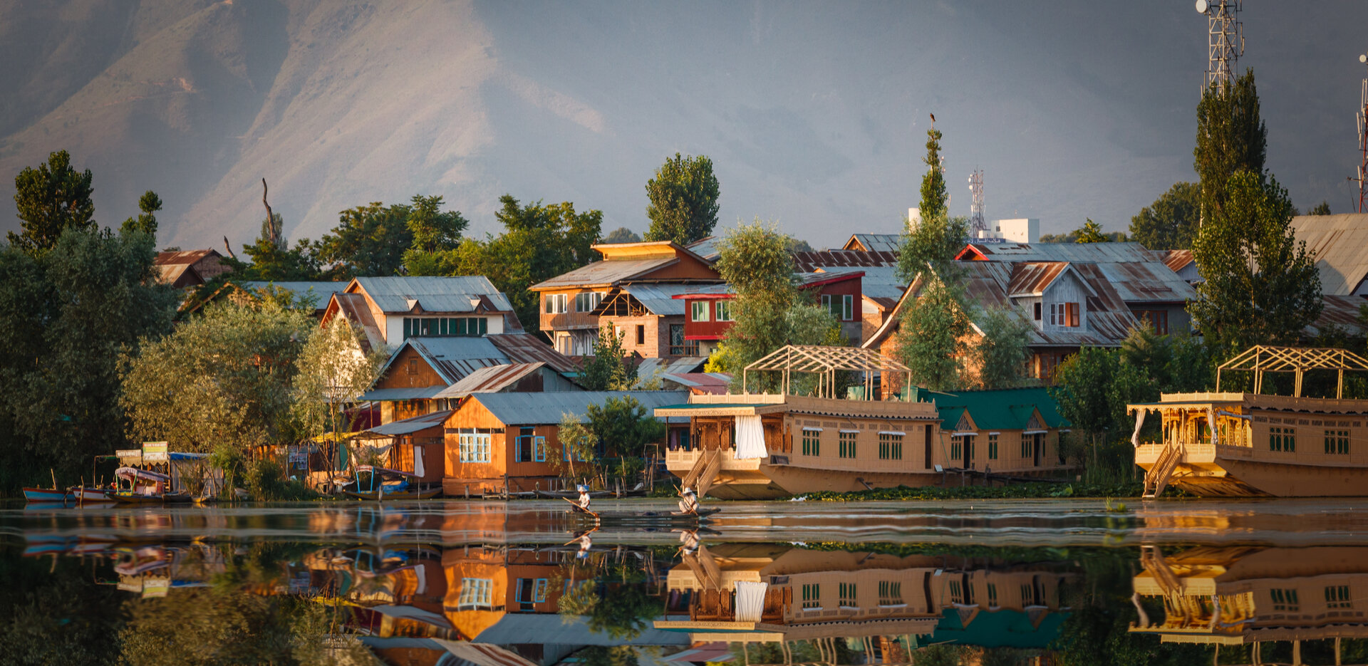 Kashmir Houseboats