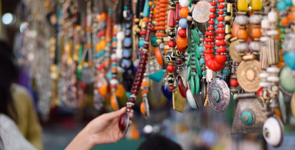 Paharganj Bazar - Destination in delhi for shopping