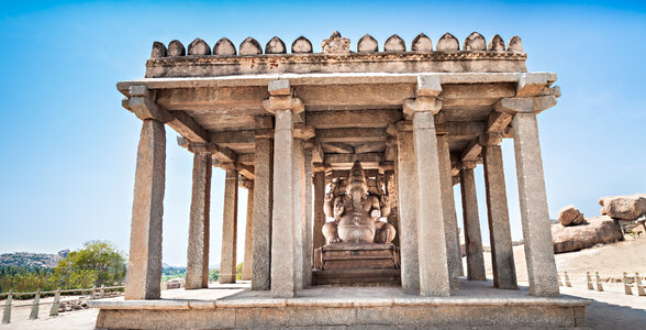 Sasivekalu Ganesha Temple