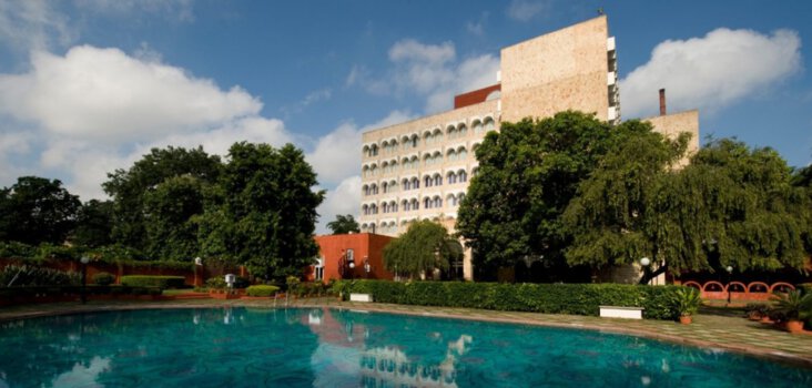 An Unforgettable Stay at Saura Hotel, Agra