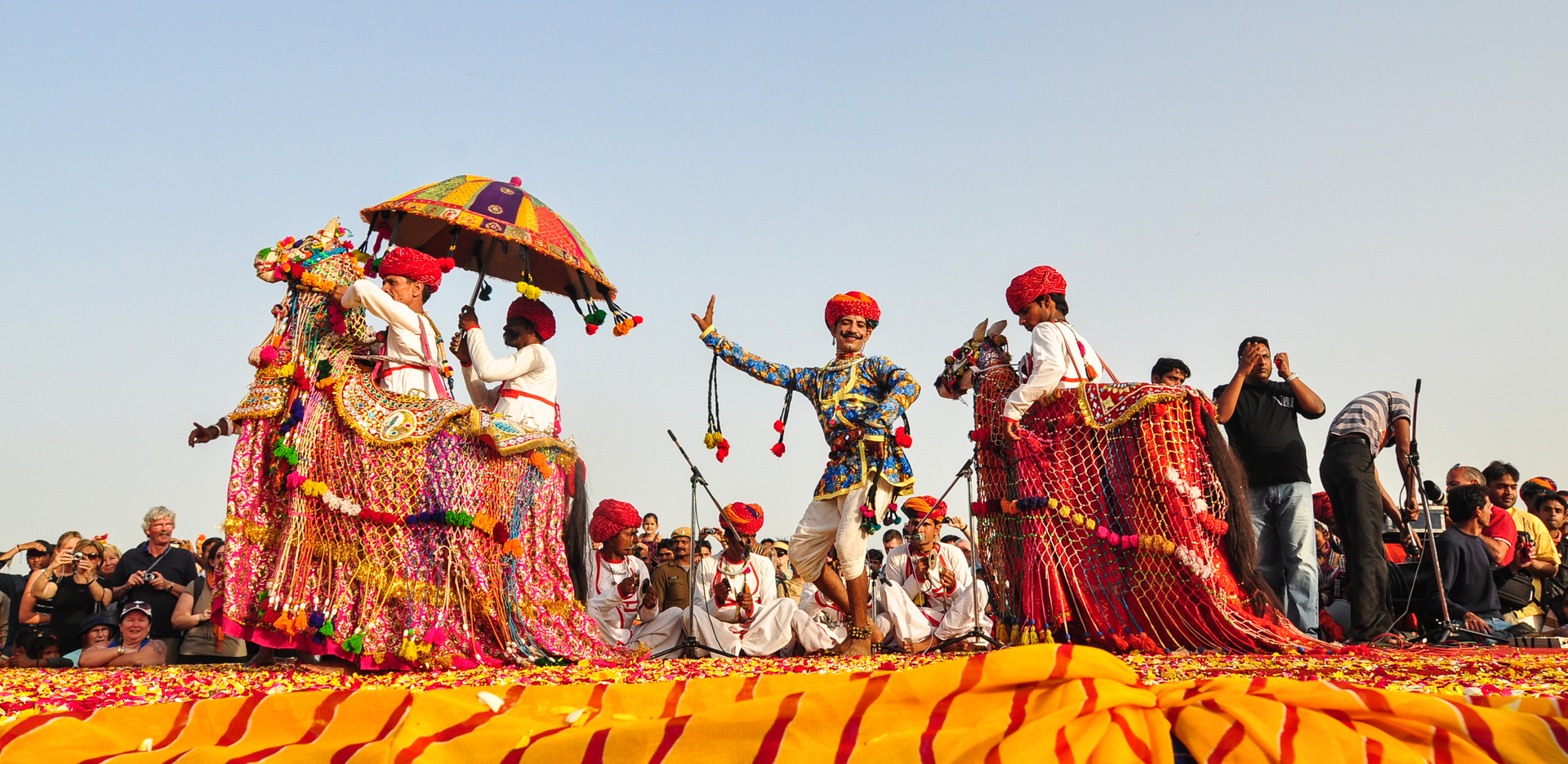 Rajasthan Culture - Everything About Food, Dressing, Art