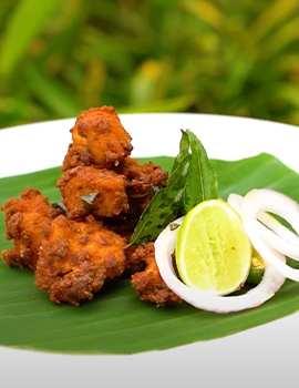 Nadan Kozhi Varuthathu - Southern-Style Crispy Chicken