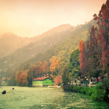 India Travel,Autumn