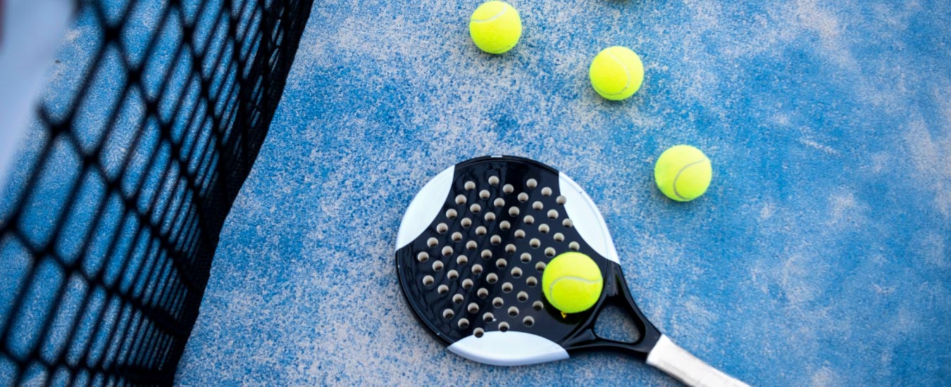 {{ $t('padel-court') }}